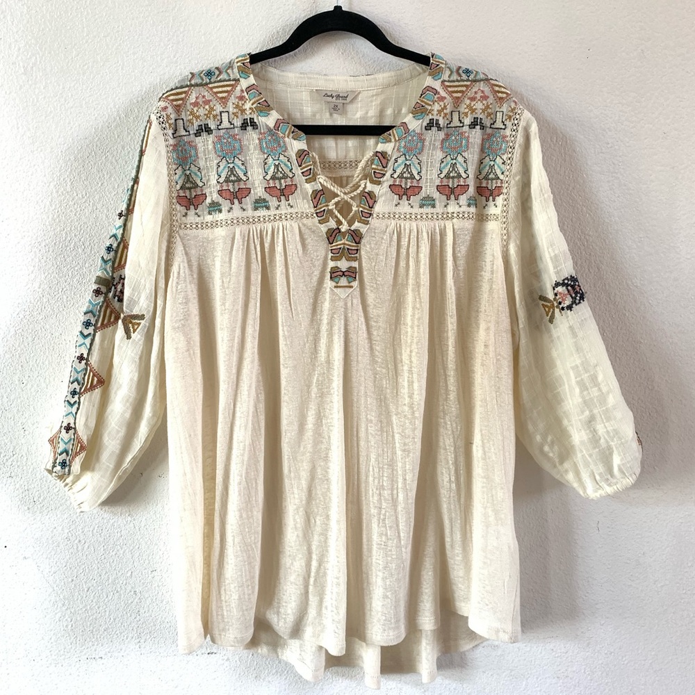 LUCKY Cream Crottched 3/4 Sleeve Top